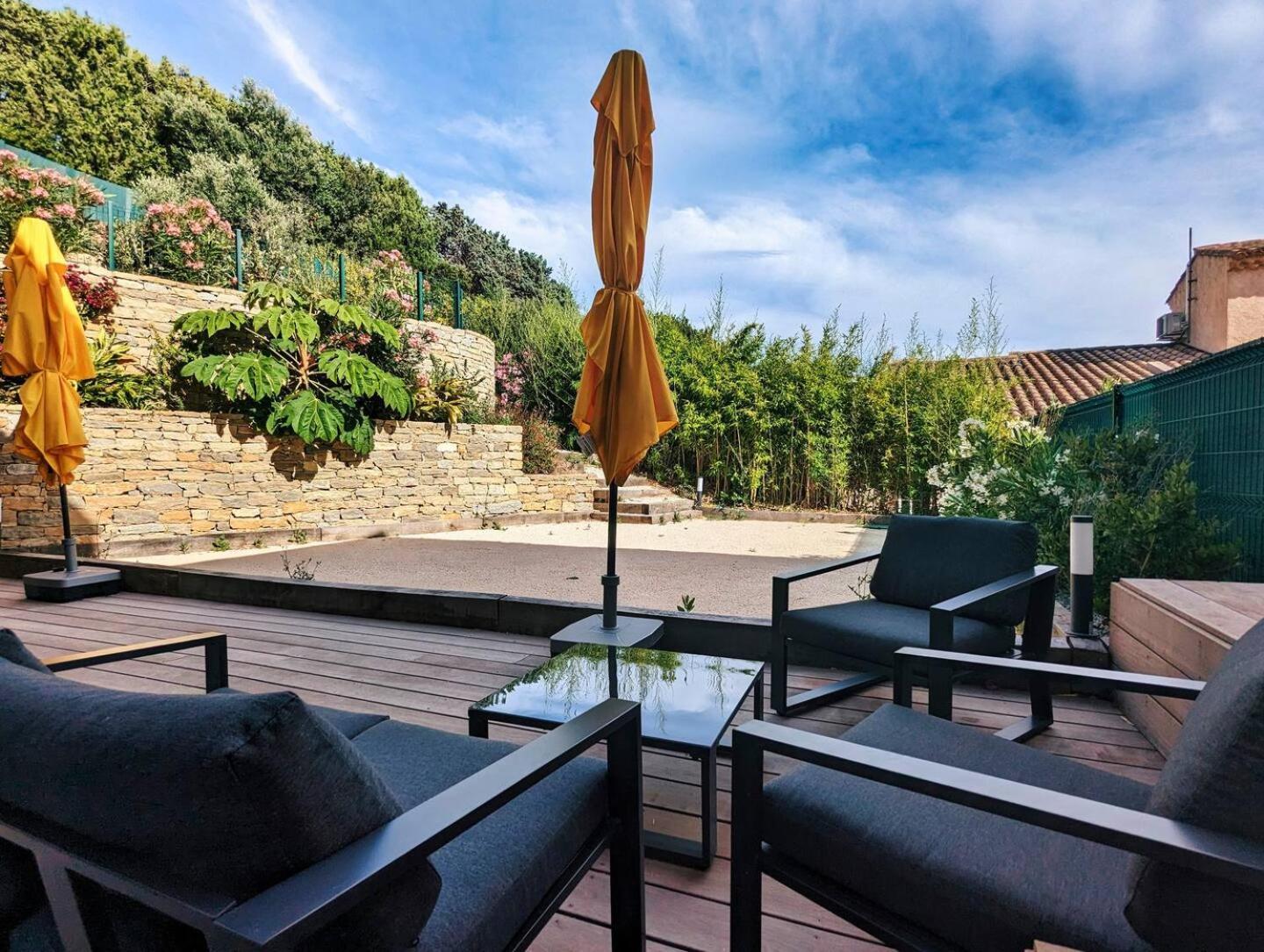 Lone Star Riviera - 5 Minutes Walk To The Beach Carqueiranne Esterno foto